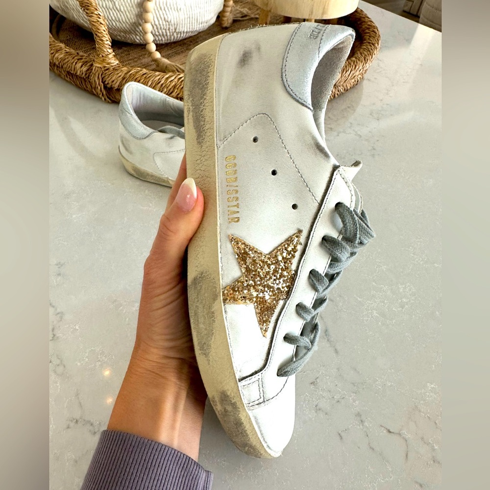 Superstar Sneaker in White Leather & Gold Glitter size 38